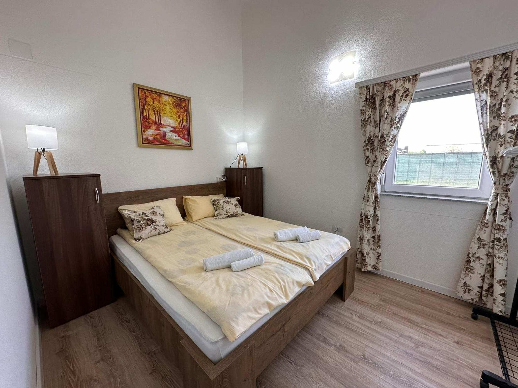 Holiday Home Emma Bihac Exterior photo